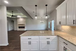 718 Golden Eagle Dr, Salado, TX 76571 - Photo 14