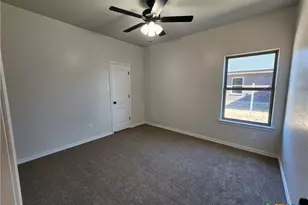 724 Golden Eagle Dr, Salado, TX 76571 - Photo 18