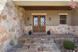 2230 Windsor Pl, New Braunfels, TX 78130 - Photo 40