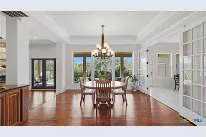 2230 Windsor Place, New Braunfels, TX 78130 - Photo 2