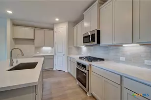 833 Saltbush St, New Braunfels, TX 78130 - Photo 14