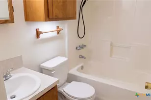 208 Gibson St, Copperas Cove, TX 76522 - Photo 8