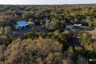 900 Summit Pass, San Marcos, TX 78666 - Photo 30