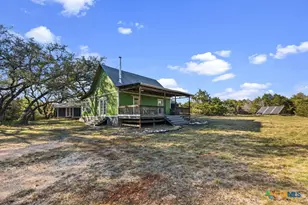 900 Summit Pass, San Marcos, TX 78666 - Photo 2