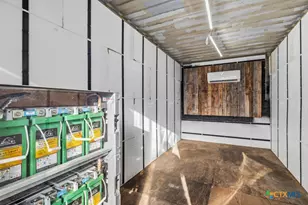 900 Summit Pass, San Marcos, TX 78666 - Photo 28