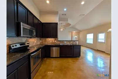 229 Anne Louise Drive, New Braunfels, TX 78130 - Photo 8