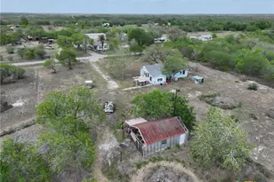115 Ryan Rd, Refugio, TX 78377 - Photo 12