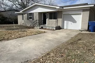 304 Oak St, Copperas Cove, TX 76522 - Photo 1