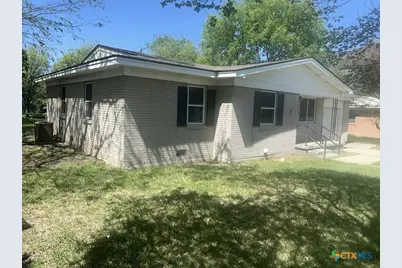 304 Oak Street, Copperas Cove, TX 76522 - Photo 2