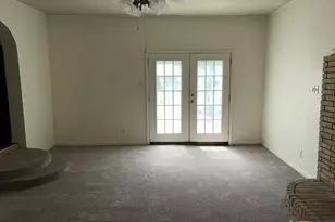 304 Oak St, Copperas Cove, TX 76522 - Photo 10