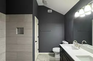 210 Yellowstone Dr, Victoria, TX 77904 - Photo 12