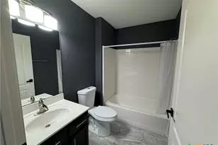 210 Yellowstone Dr, Victoria, TX 77904 - Photo 10