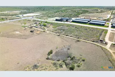 7710 Elroy Road, Del Valle, TX 78617 - Photo 10