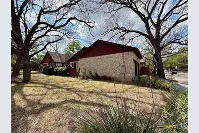 101 Blanco, San Marcos, TX 78666 - Photo 2