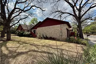 101 Blanco, San Marcos, TX 78666 - Photo 2