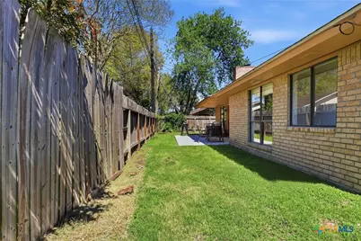 118 Santa Fe, Victoria, TX 77904 - Photo 40