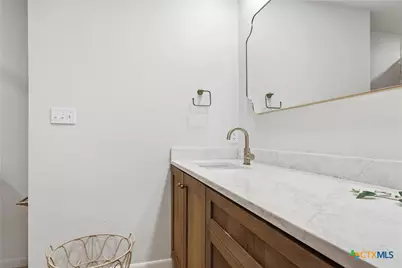 118 Santa Fe, Victoria, TX 77904 - Photo 30