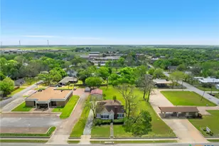 708 E Texas Ave, Mart, TX 76664 - Photo 32