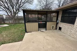 2003 Cedarview Dr, Killeen, TX 76543 - Photo 18