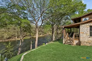 2630 Ponderosa Dr, New Braunfels, TX 78132 - Photo 2