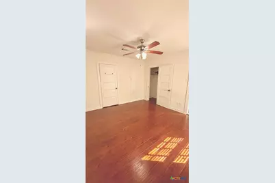 724 N Beal Street, Belton, TX 76513 - Photo 8