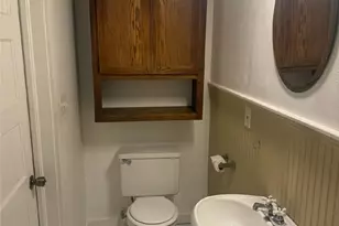 724 N Beal St, Belton, TX 76513 - Photo 10