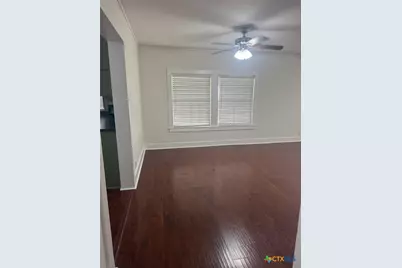 724 N Beal Street, Belton, TX 76513 - Photo 2