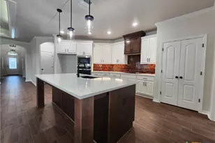 712 Golden Eagle Dr, Salado, TX 76571 - Photo 22