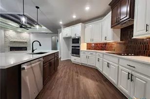 712 Golden Eagle Dr, Salado, TX 76571 - Photo 24