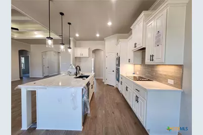 700 Golden Eagle Drive, Salado, TX 76571 - Photo 6