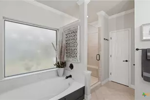 440 Oak Trce, New Braunfels, TX 78132 - Photo 28