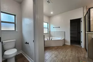 806 Eagle Hts Dr, Salado, TX 76571 - Photo 44