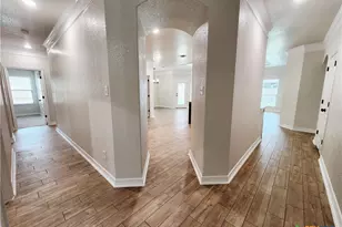 806 Eagle Hts Dr, Salado, TX 76571 - Photo 16