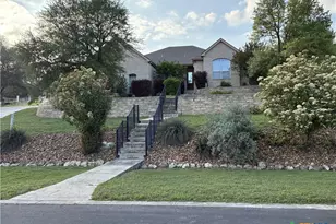 849 Santa Cruz Ln, New Braunfels, TX 78132 - Photo 2