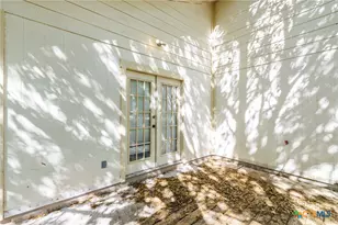806 St Michael St, Gonzales, TX 78629 - Photo 24