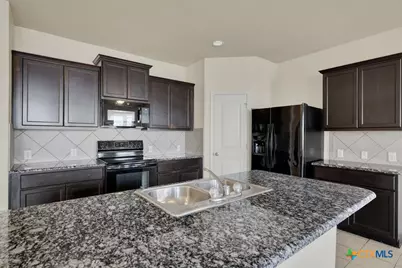 1355 Fall Cover, New Braunfels, TX 78130 - Photo 6