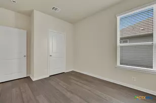 1355 Fall Cover, New Braunfels, TX 78130 - Photo 18