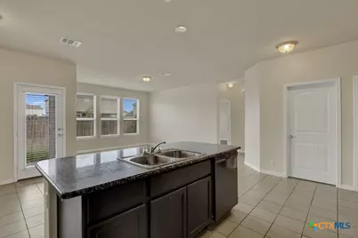 1355 Fall Cover, New Braunfels, TX 78130 - Photo 8