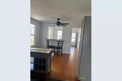 308 Poth Street, Yoakum, TX 77995 - Photo 10