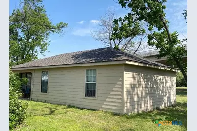 9 S 19th Street, Temple, TX 76504 - Photo 2