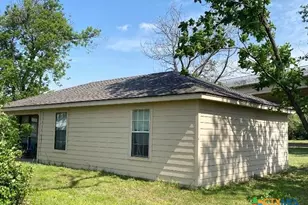 9 S 19th St, Temple, TX 76504 - Photo 2