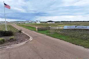 42 Redfish Retreat Dr, Port Lavaca, TX 77979 - Photo 1