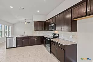 5642 Meadow Sky, New Braunfels, TX 78132 - Photo 8