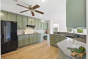 71 Wrangler Dr, Belton, TX 76513 - Photo 6