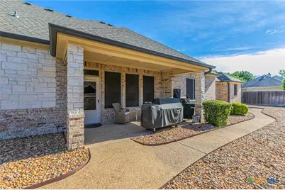 1305 Daisy Lane, Temple, TX 76502 - Photo 6