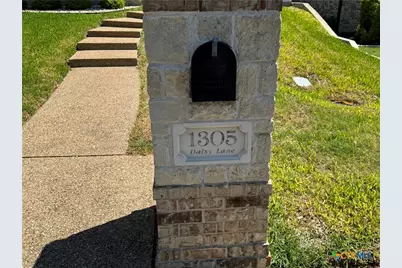 1305 Daisy Lane, Temple, TX 76502 - Photo 4