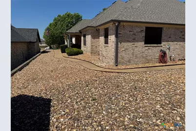 1305 Daisy Lane, Temple, TX 76502 - Photo 14