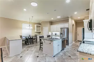1305 Daisy Ln, Temple, TX 76502 - Photo 6