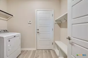 712 Coyote Crk Wy, Kyle, TX 78640 - Photo 28