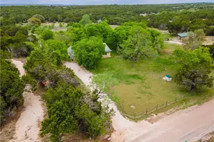 1125 King Country Rd, Gatesville, TX 76528 - Photo 2